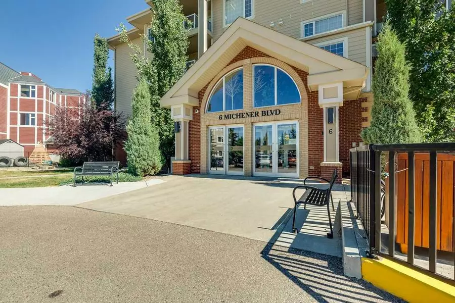 6 Michener BLVD #329, Red Deer, AB T4P 0K5