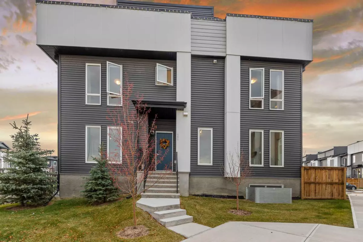 Calgary, AB T3M 3H1,460 Seton CIR SE