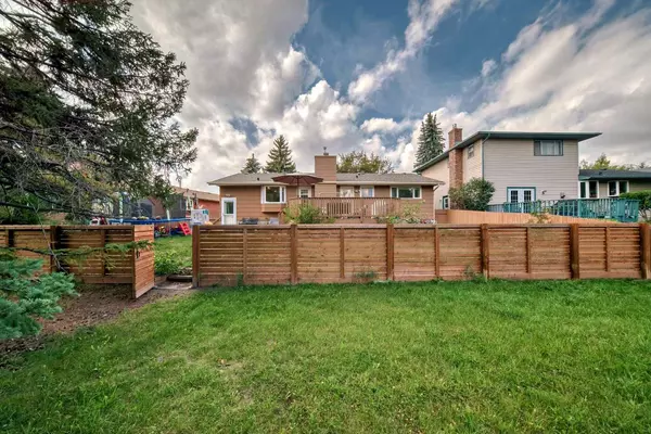 Calgary, AB T2W1Z8,264 Cannington PL Southwest