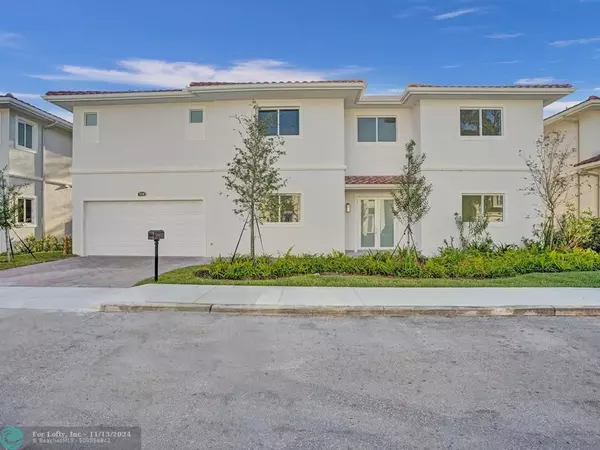 3538 Forest View Cir, Fort Lauderdale, FL 33312