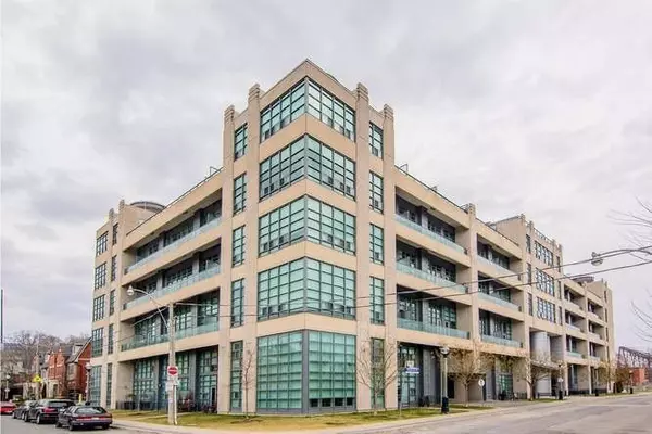 Toronto C02, ON M4V 3E3,380 Macpherson AVE #512