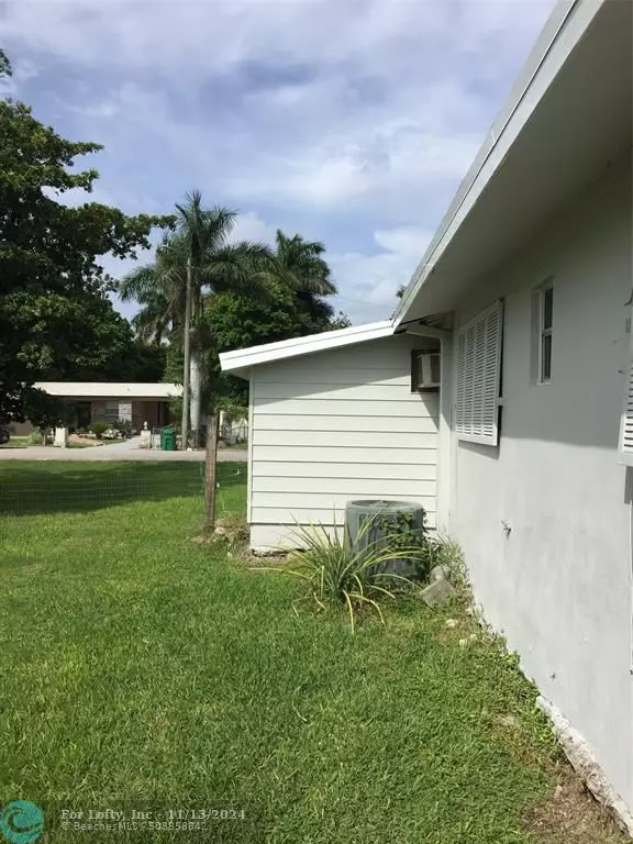 Pahokee, FL 33476,140 N Greenstar Ave