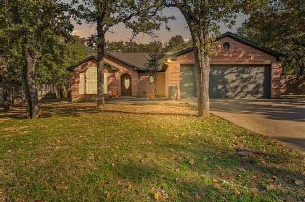 804 Bluebonnet Trail, Keene, TX 76059