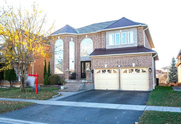 131 Root CRES W, Ajax, ON L1T 4L5