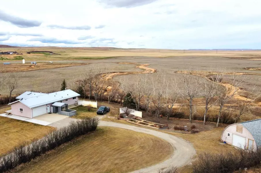 8130 722 AVE East, Rural Foothills County, AB T0L 1R0