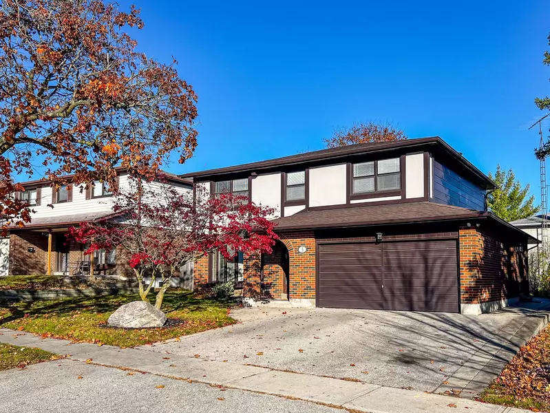 3 Langevin CRES, Toronto E10, ON M1C 2B7