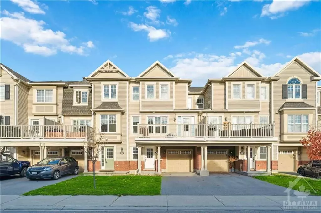 Barrhaven, ON K2J 5Y8,504 SNOW GOOSE ST