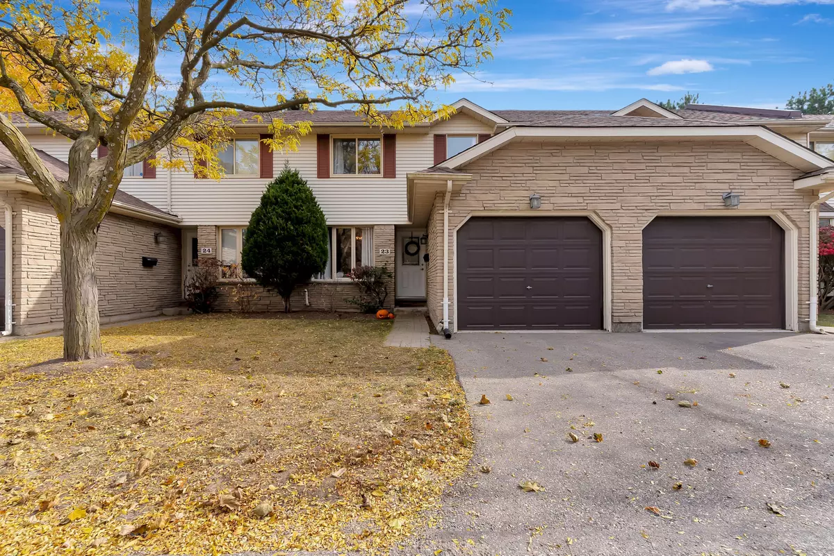 Waterloo, ON N2K 3R3,476 Kingscourt DR #23