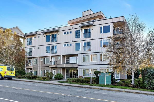 1405 Esquimalt Rd #403, Esquimalt, BC V9A 0A4