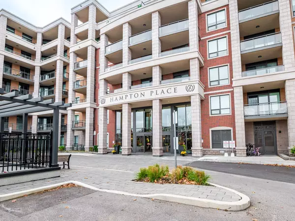 Whitchurch-stouffville, ON L4A 4R5,25 Baker Hill BLVD #317