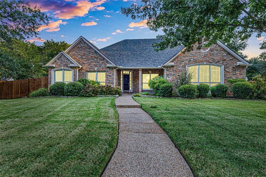 303 Canyon Lake Drive, Southlake, TX 76092