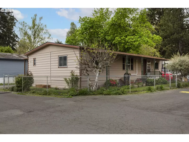 15758 SE HIGHWAY 224 #42, Damascus, OR 97089