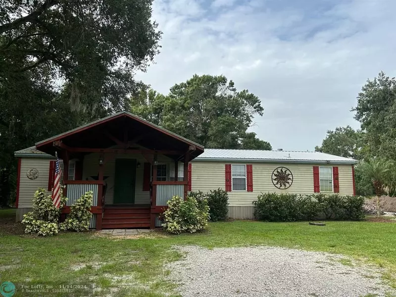 1528 NW 141st St, Okeechobee, FL 34972