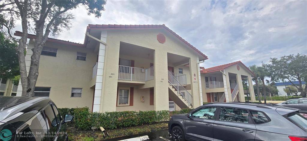 3071 Holiday Springs Blvd  #102, Margate, FL 33063