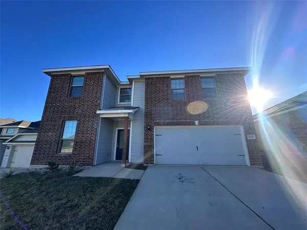 325 Ridgeland Oaks Drive, Fort Worth, TX 76120