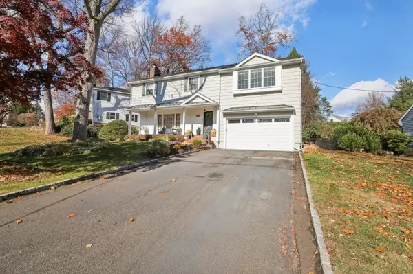 12 Rodman Ln, Mountainside Boro, NJ 07090