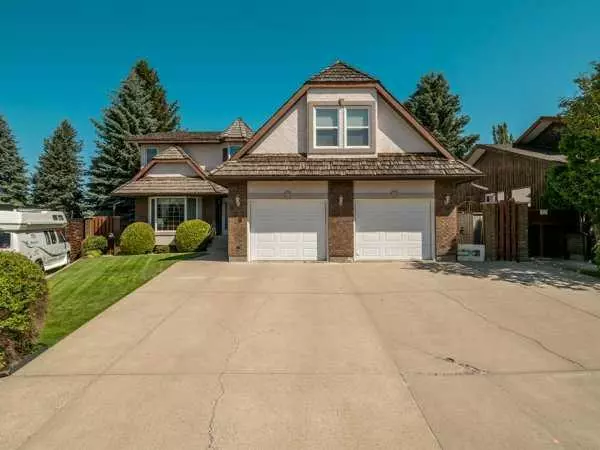 309 Kings Bay South, Lethbridge, AB T1K 5G2