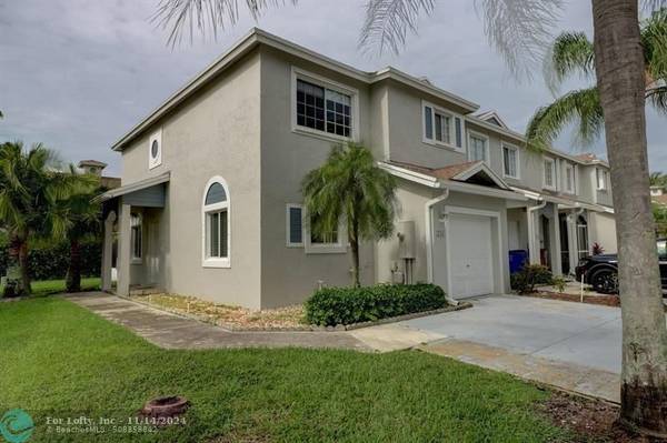 Deerfield Beach, FL 33442,4768 SW 14th Ct