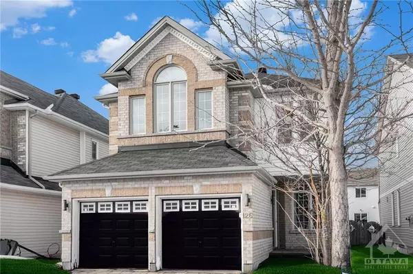 126 STRATHCARRON CRES, Kanata, ON K2K 0C7