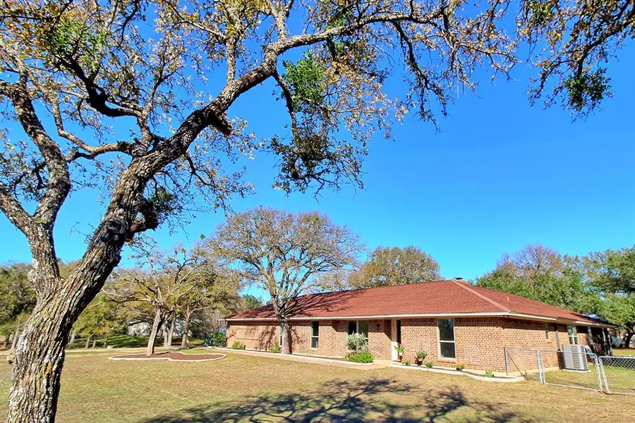 3028 Yucca Road, Willow Park, TX 76087