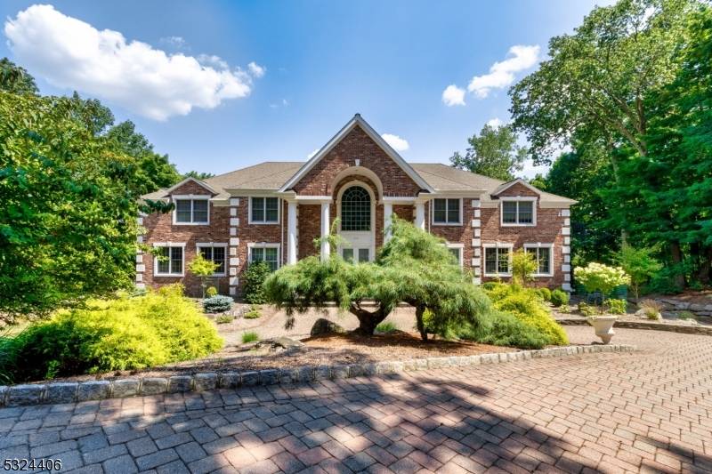 878 Ridge View Way, Franklin Lakes Boro, NJ 07417