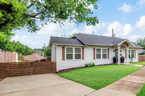 Dallas, TX 75208,1104 Elsbeth Street