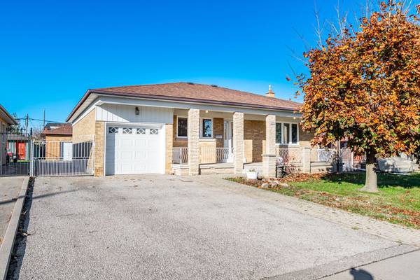 154 Ranee AVE, Toronto C04, ON M6A 1N4