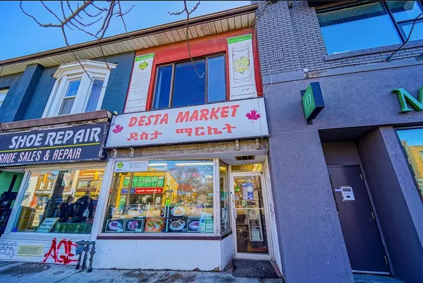 Toronto E01, ON M4J 1L2,843 Danforth AVE #Upper