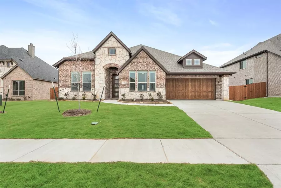 4402 Bel Air Drive, Midlothian, TX 76065