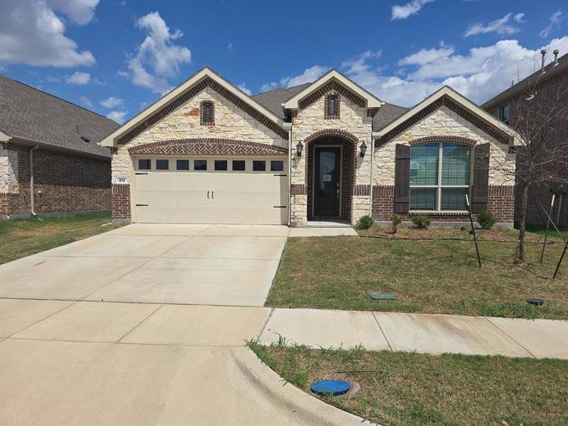 813 Carmen Street, Forney, TX 75126