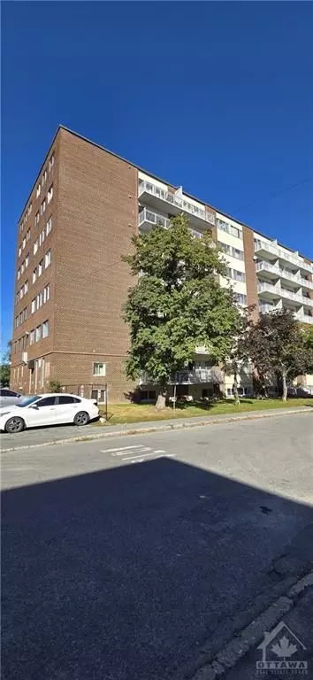 Carlington - Central Park, ON K1Z 8H2,1435 MORISSET AVE #012