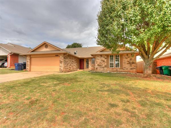 1033 NW 167th Street, Edmond, OK 73012