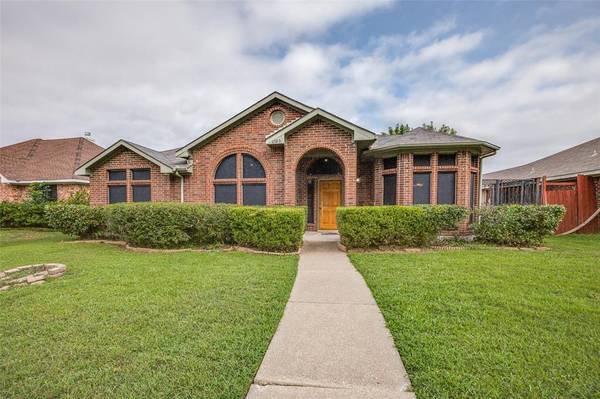 1705 Briargrove Drive, Mesquite, TX 75181