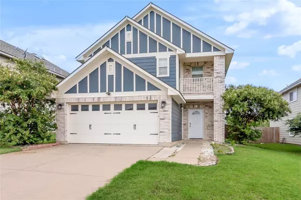 205 Wolf Mountain Lane, Fort Worth, TX 76140