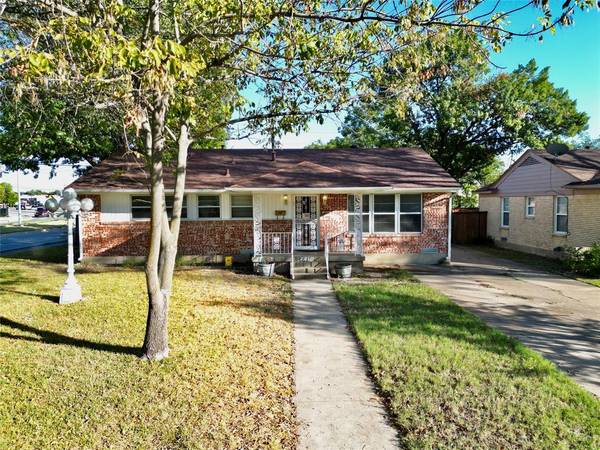 10270 Kilkenny Place,  Dallas,  TX 75228