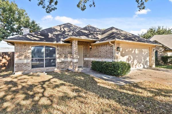 317 Grace Circle, Hurst, TX 76053