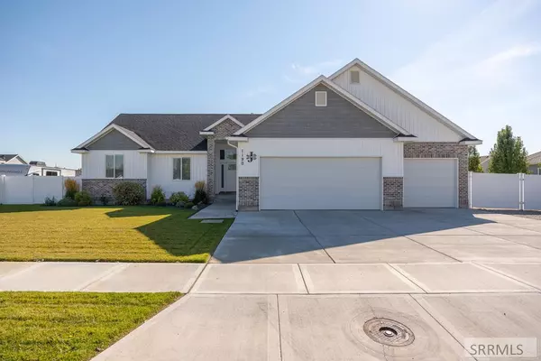 1190 N Bent Grass Drive, Ammon, ID 83401