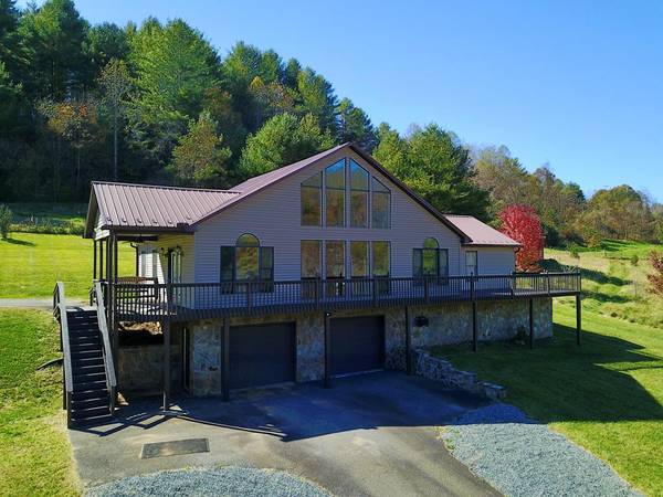 180 River Bottom, Galax, VA 24333