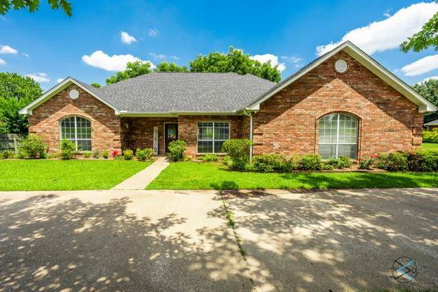 916 Van Winkle Circle, Athens, TX 75751