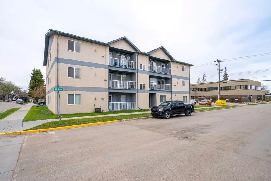 5102 47 ST #101, Lloydminster, AB T9V 0G2