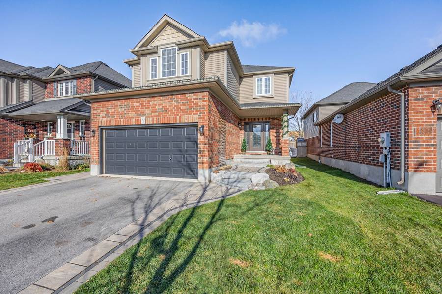 10 Irwin CRES, New Tecumseth, ON L9R 0G7