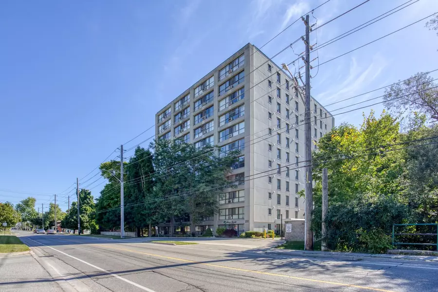 358 Waterloo AVE #708, Guelph, ON N1H 7Y3