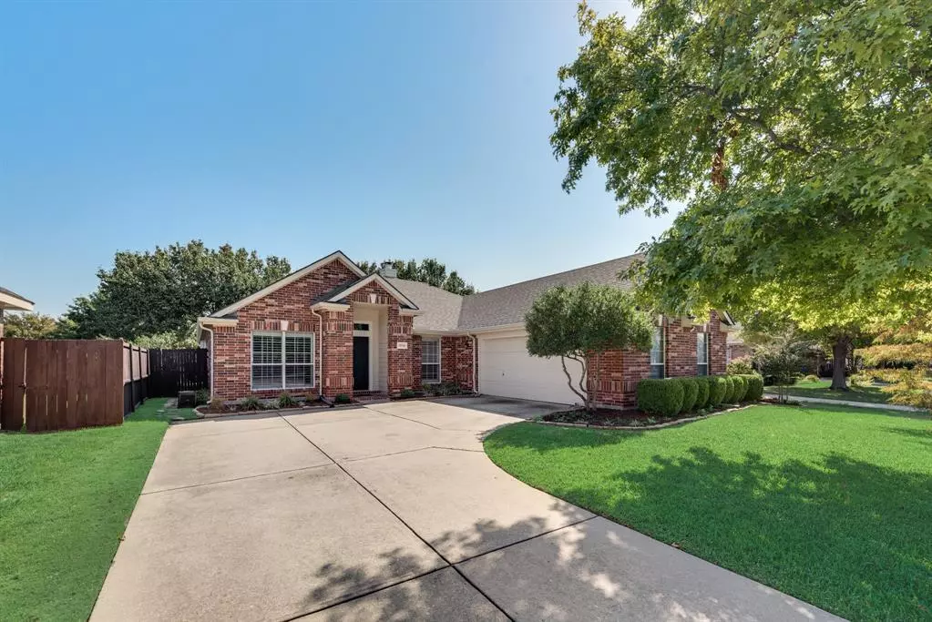 Allen, TX 75002,1592 Mahogany Drive