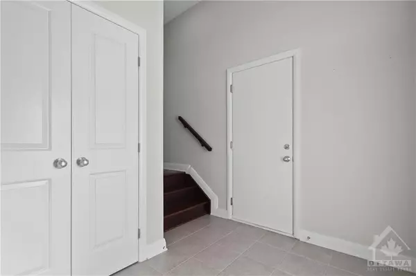 Ottawa, ON K2T 0M3,669 GABRIOLA WAY