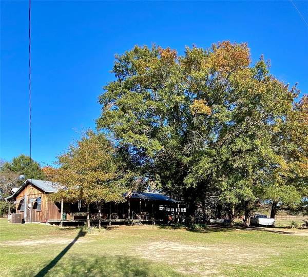 2511 County Road 1135, Ravenna, TX 75476