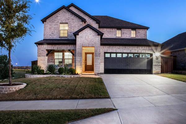 10417 Trail Ridge Drive, Fort Worth, TX 76126