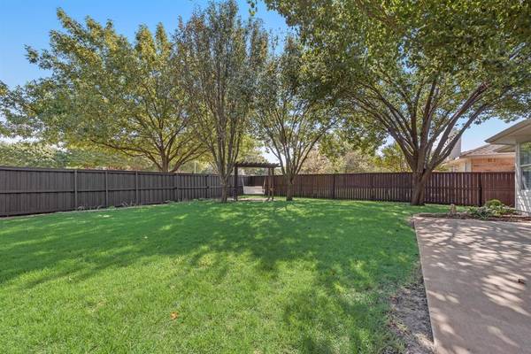 Allen, TX 75002,1592 Mahogany Drive