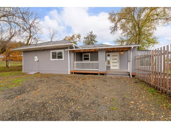 Roseburg, OR 97471,2175 JACKIE AVE