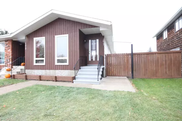 Wainwright, AB T9W 1J3,1617 4 AVE