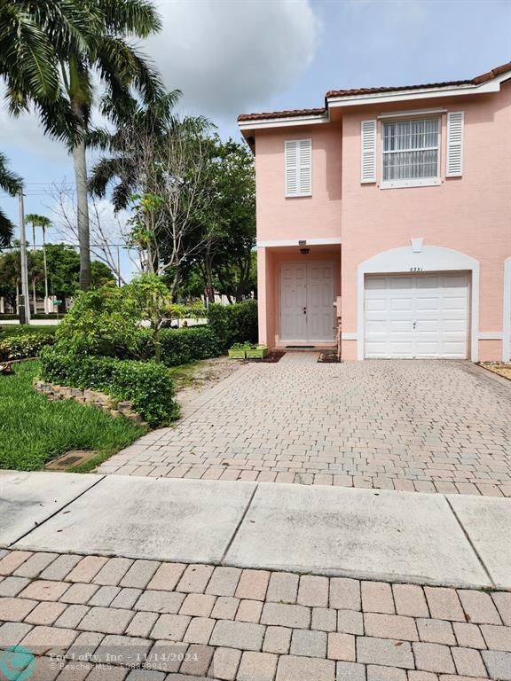 6351 Landings Way, Tamarac, FL 33321